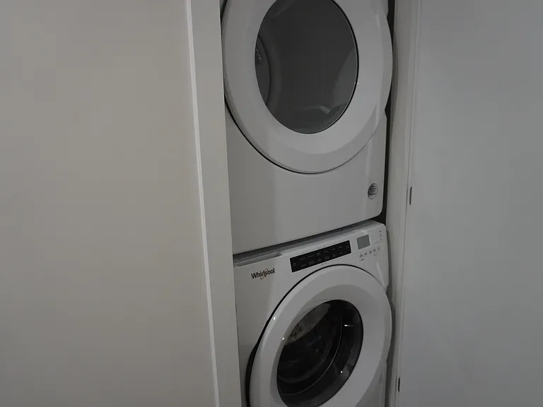 300 Wilbrod St #8 — Photo 8