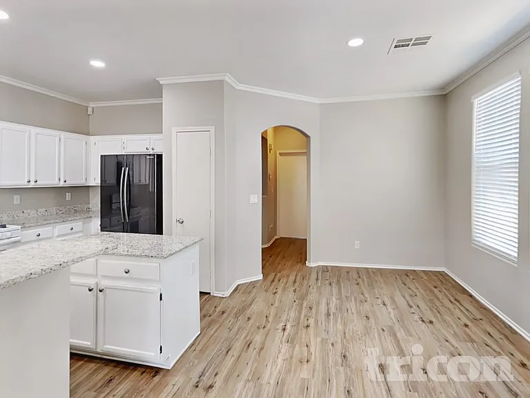 2528 Calico Hearts Ct — Photo 3