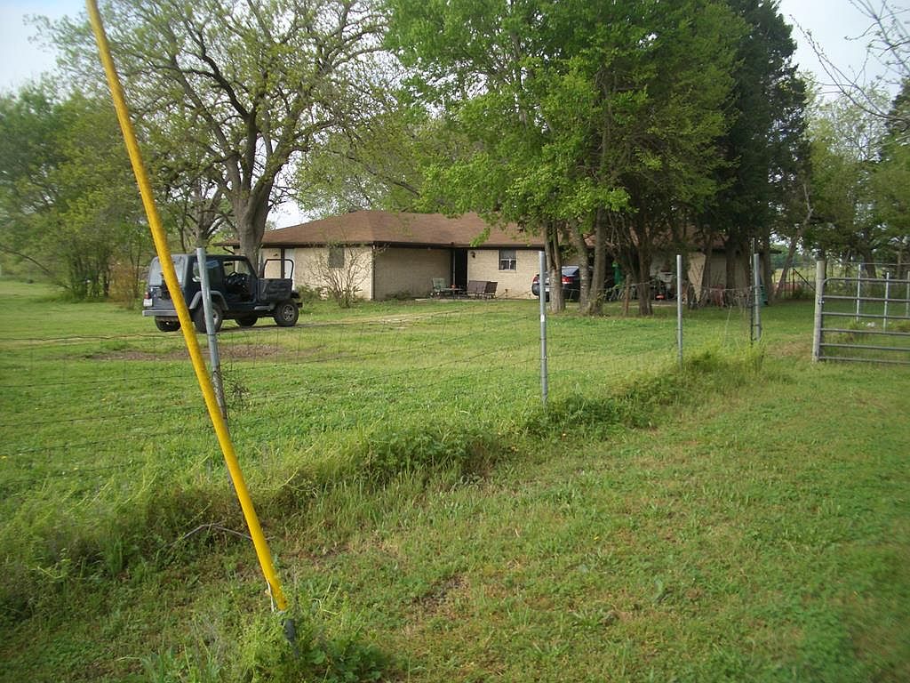 Lucy　0324 Lucy Leopard Small Slim Bifold Wallet | Kate Spade New York