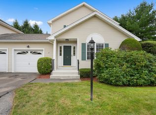 6 Long Hill Pl, Trumbull, CT 06611