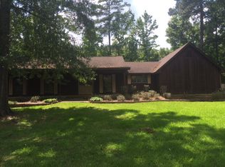 15 Cedarbrook Ln, Laurel, MS 39443