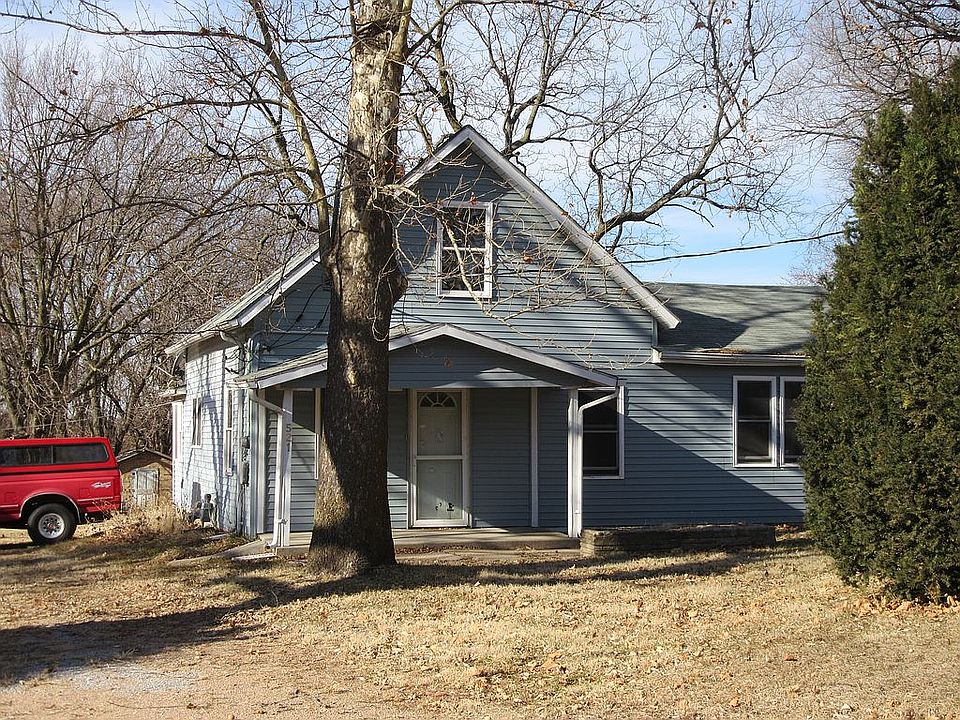 1st image of 521 John St