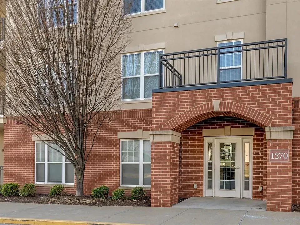 1270 Strassner Dr #3409