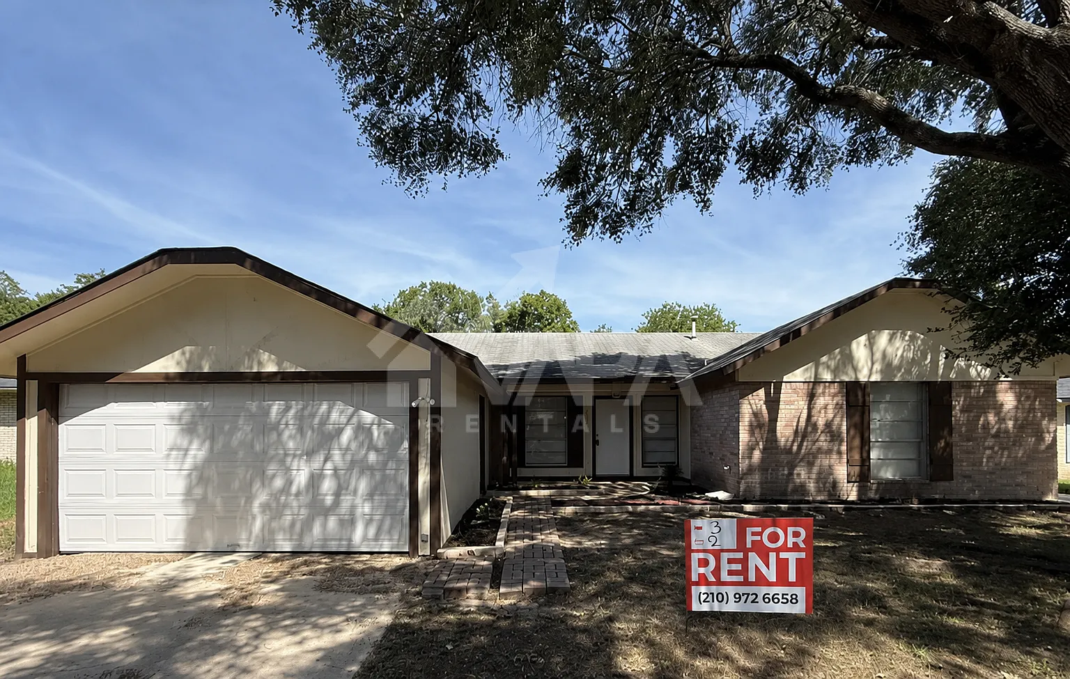 3 bed, 1625 sqft, $2,100 — Photo 1