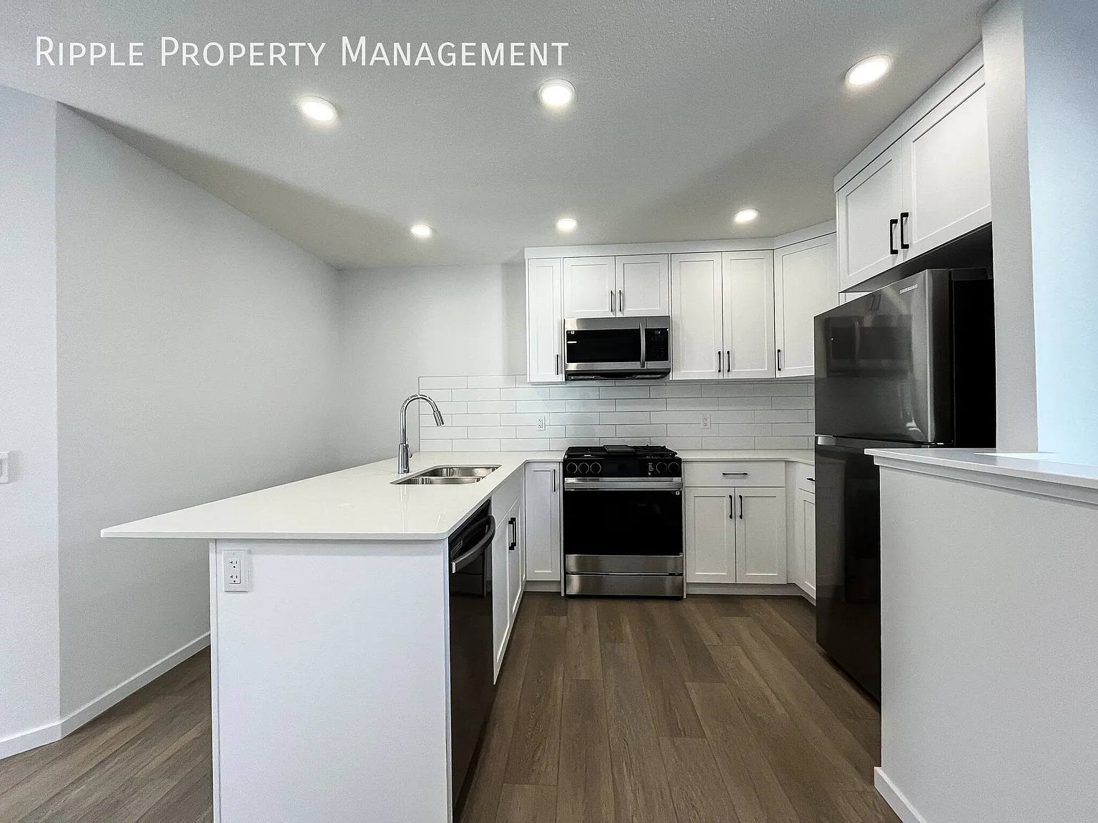 Amazing 1 Bed Basement Suite | Modern Living In The Orchards — Photo 2