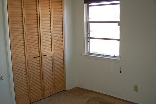3rd image of 124 Highland Dr