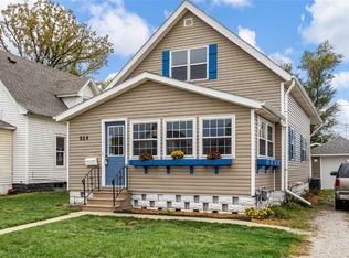 824 9th St SW, Cedar Rapids, IA 52404