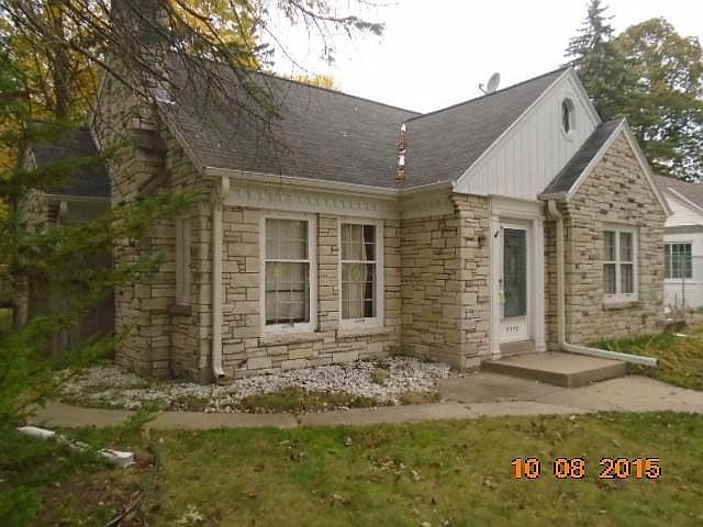 2nd image of 5747 N 34th St