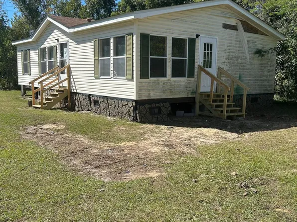 1105 13th St, Southport, FL 32409