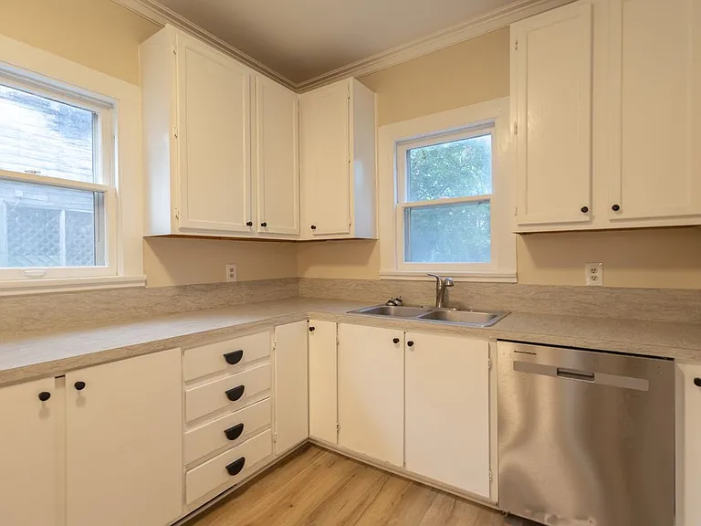 2714 Morrow Ave — Photo 12