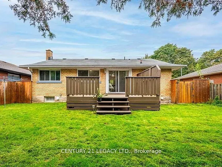 224 River Rd E — Photo 10
