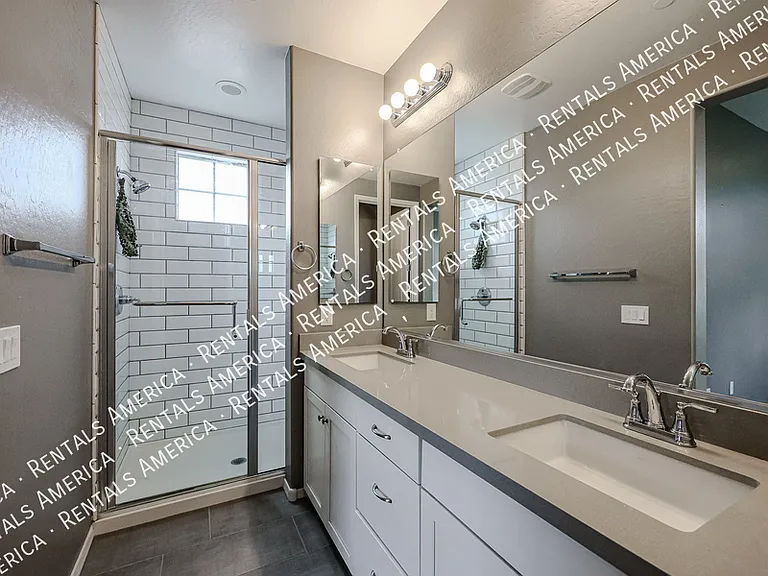 2751 S Balsam Dr — Photo 43