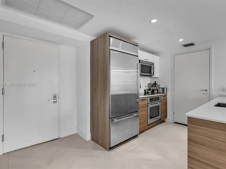 1300 Brickell Bay Dr #3408 — Photo 2