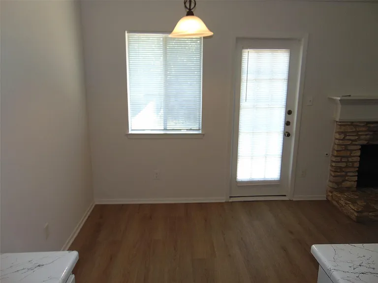 508 Burlwood Ct — Photo 5