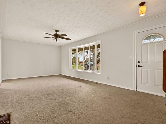 3rd image of 564 Trinity Church Rd