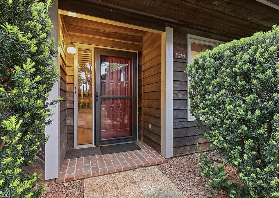 1st image of 5354 Larch Ct