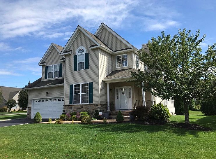 1st image of 8 Joshua Ct