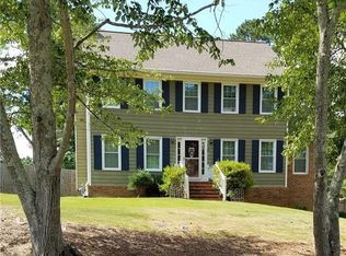 2925 Blankenship Loop, Lilburn, GA 30047