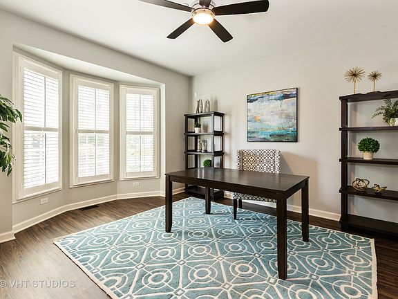 4th image of 1914 Lynn Cir