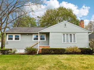1208 Barnes STREET, Delavan, WI 53115