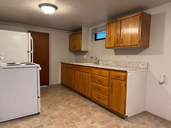 4th image of 10050 Stone Ave N #B