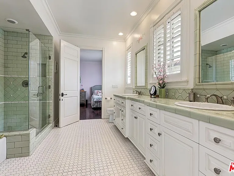 9355 Kirkside Rd — Photo 25