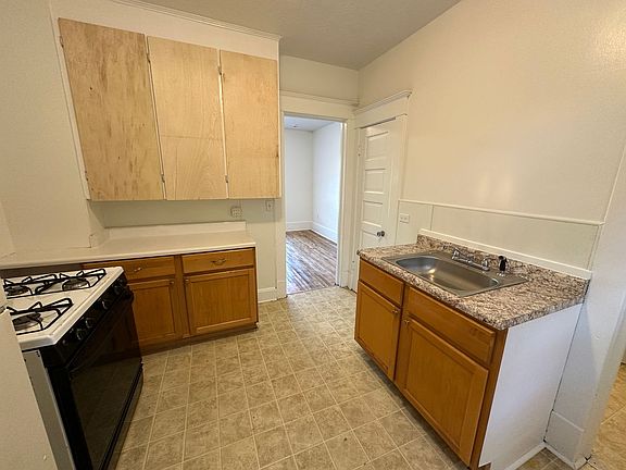 3rd image of 101 Quimby St NE APT 1A