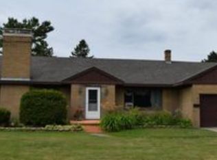 1404 Kimball St, Sault Sainte Marie, MI 49783