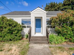 1375 SW 9th St, Dallas, OR 97338