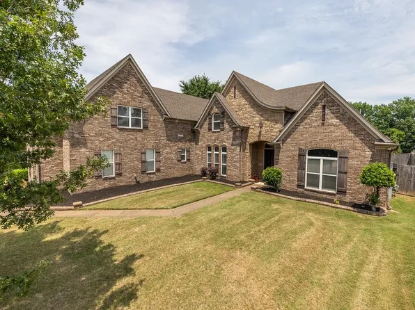 5010 Royston Ln, Memphis, TN 38125