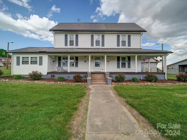 1084 Pisgah Church Rd, Stony Pt, NC 28636