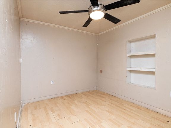 3rd image of 2232 S Beltline Rd