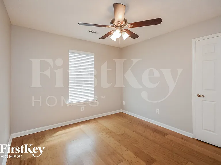 170 Falcon Ridge Dr — Photo 10