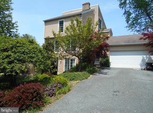 48 Par Dr, Reading, PA 19607