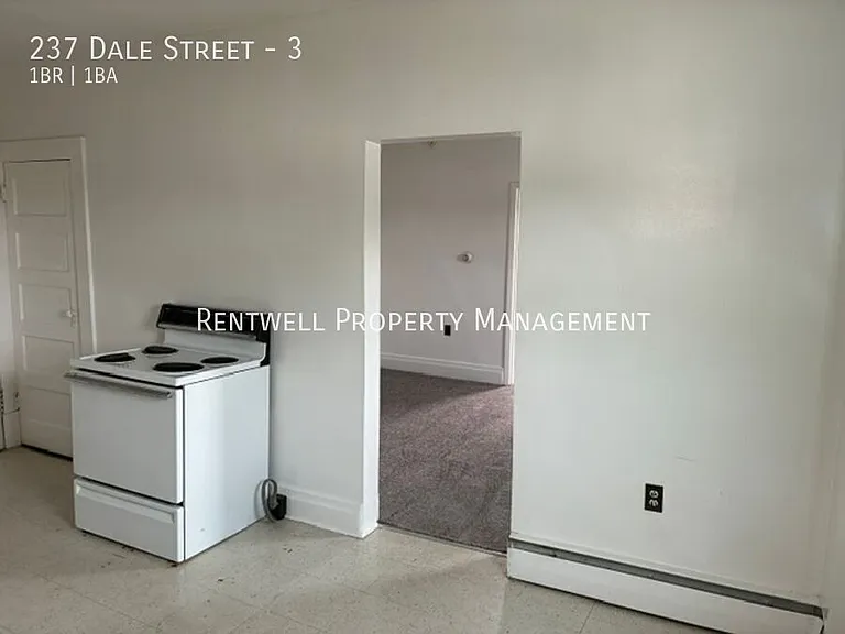 237 Dale St #3 — Photo 3