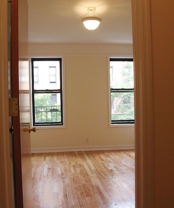 2nd image of 2216 E 64th St