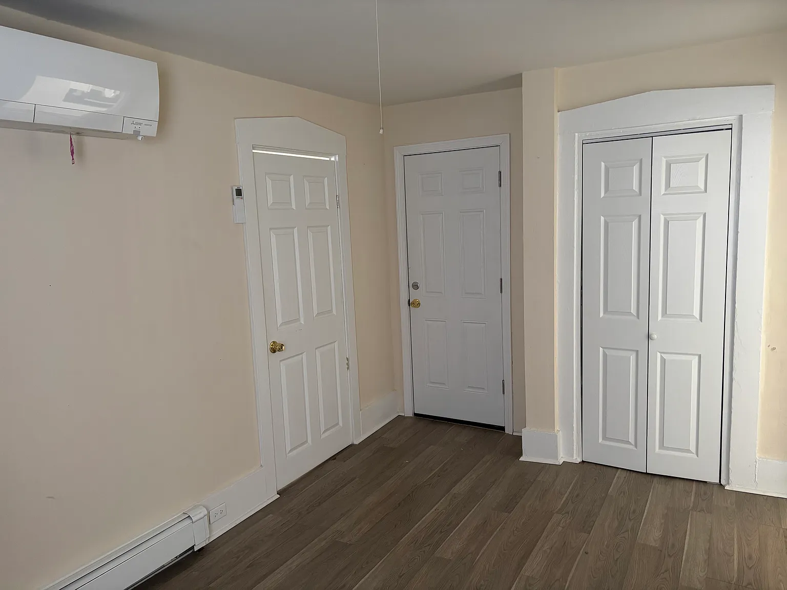 2 bed, 1000 sqft, $1,500 — Photo 1