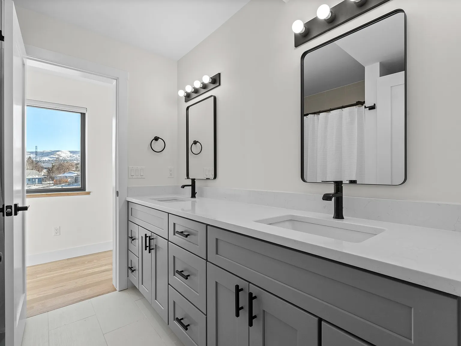 1 bed, 2750 sqft, $1,150 — Photo 2