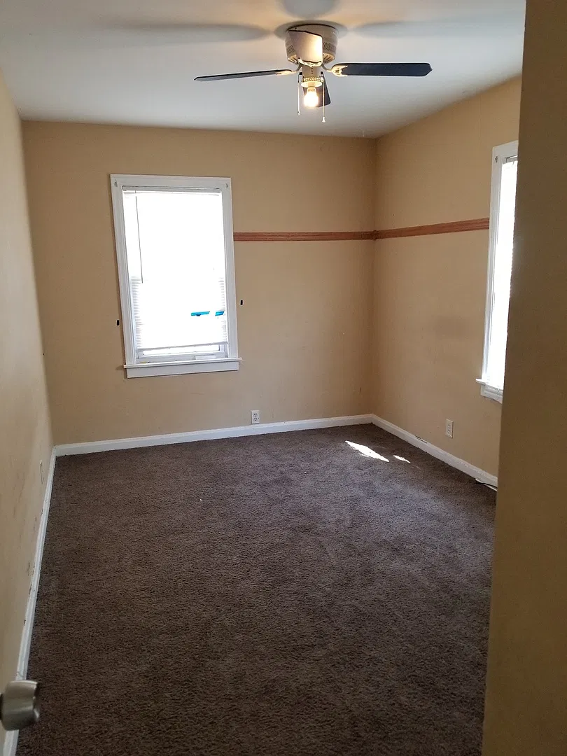 Spacious 3 Bedroom Home Located in North College Hill!! — Photo 2