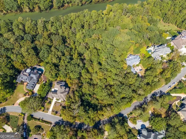 8290 Jett Ferry Rd, Sandy Springs, GA 30350