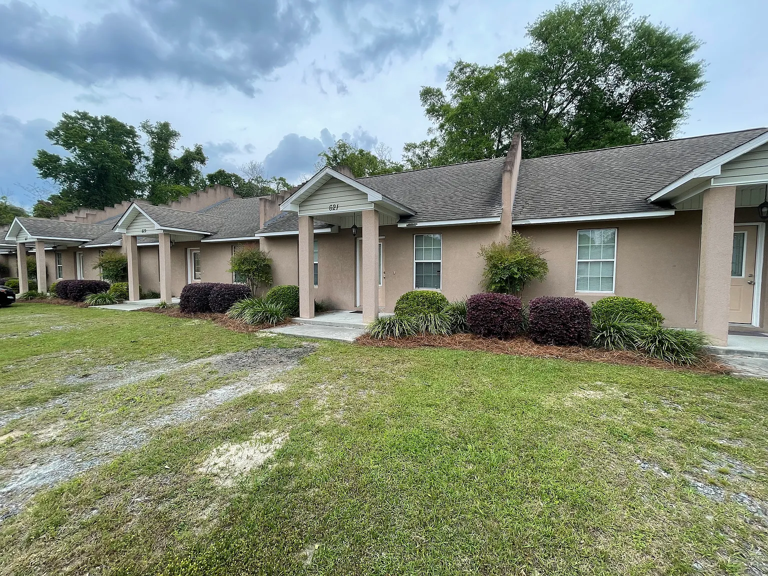 2 bed, 1000 sqft, $900 — Photo 3