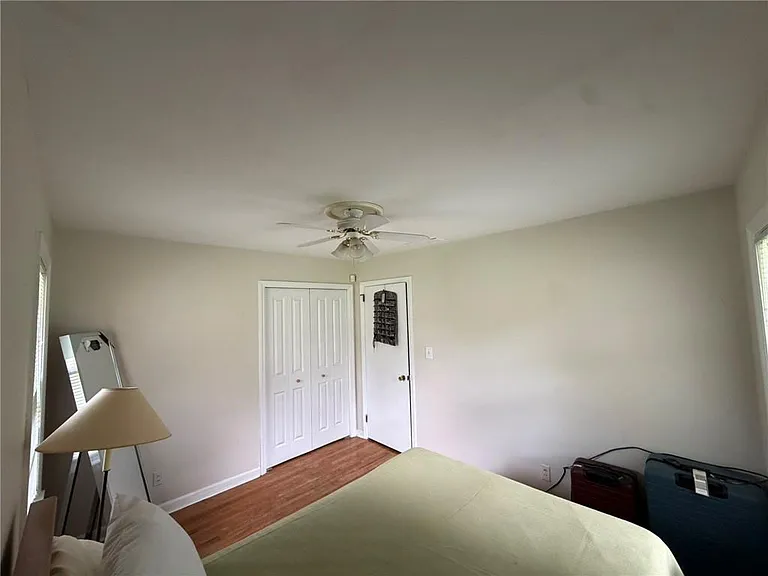 2465 Miriam Ln — Photo 11