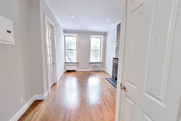 Rented by Centennial Properties NY | media 5