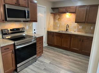 Town Colony, Bolivar, MO 65613