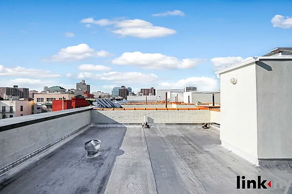 Sold by Link NY Realty | media 14