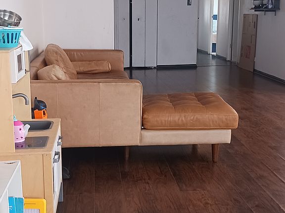 3rd image of 6833 N Kedzie Ave APT 715