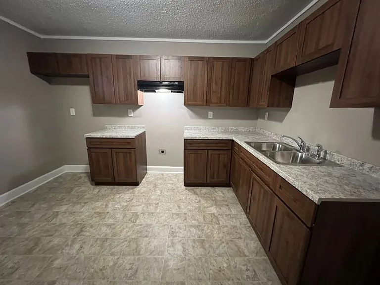 2723 Fizer Rd — Photo 4