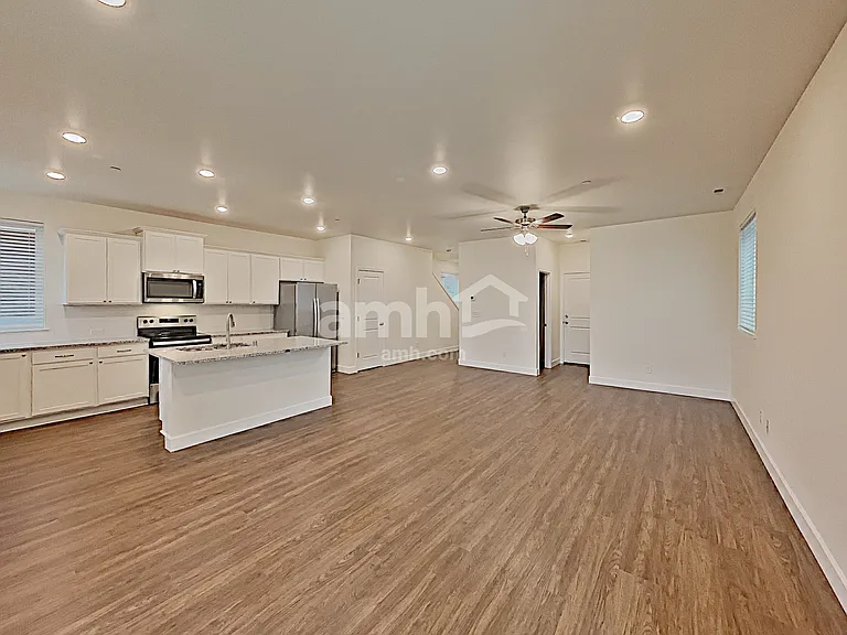 13610 107th Avenue Ct E — Photo 5
