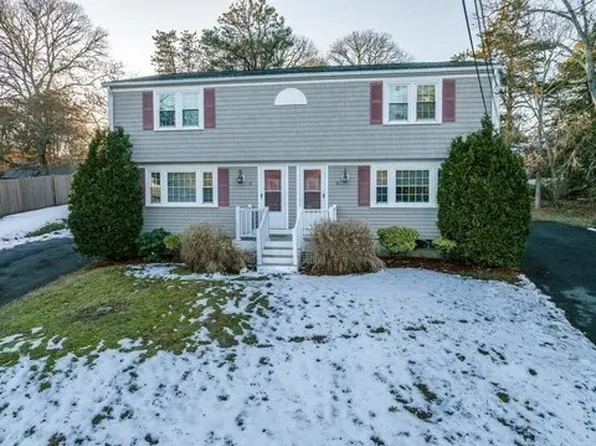 14 Old Mayfair Rd, South Dennis, MA 02660
