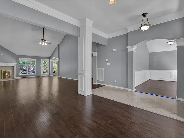 27186 Kings Manor Dr S — Photo 7
